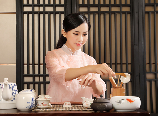 经常去广佛靠谱男士会馆，这家私藏已久的店推荐给你